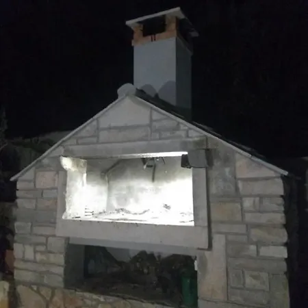 アパート Uz ブラー